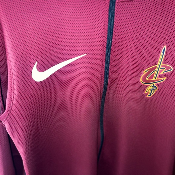Nike Maroon NBA Full-Zip Jacket Cleveland Cavaliers 2018 - Picture 3 of 4